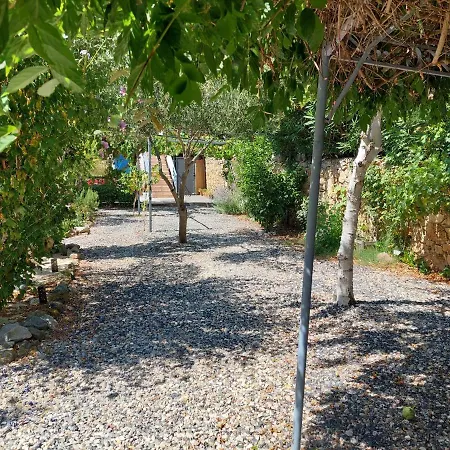 Les Maisons De Gaia D'hote Climatisee Tuchan