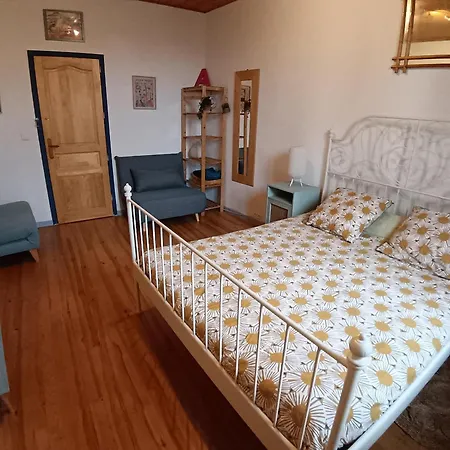 ベッド・アンド・ブレックファスト Les Maisons De Gaia D'hote Climatisee 3*